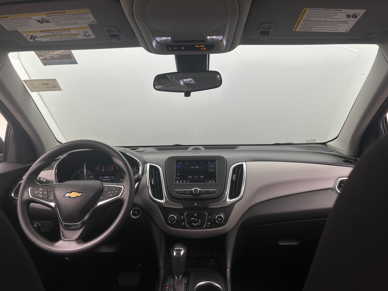 Thumbnail: 2020 Chevrolet Equinox - 3