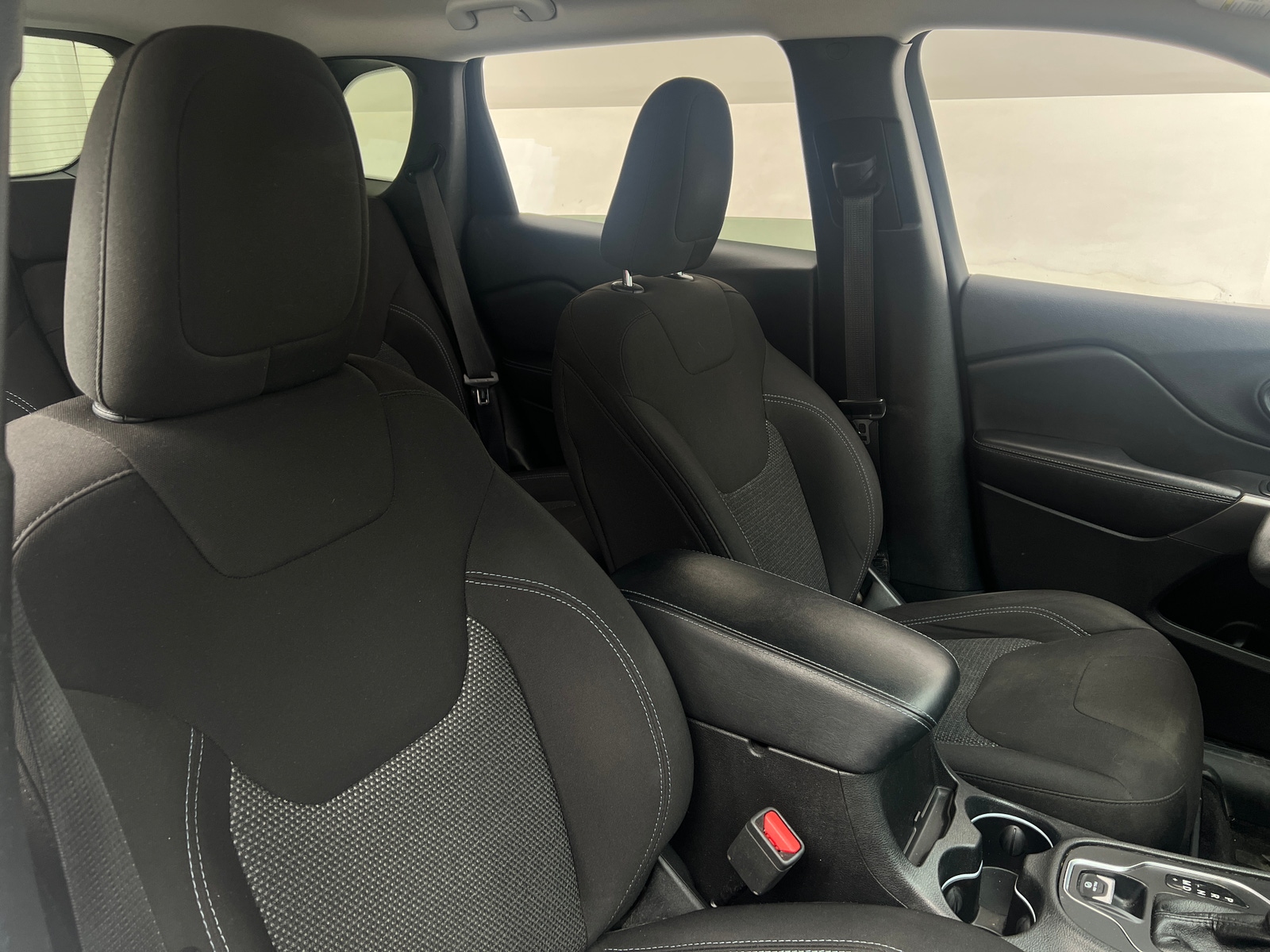 Thumbnail: 2019 Jeep Cherokee - 2