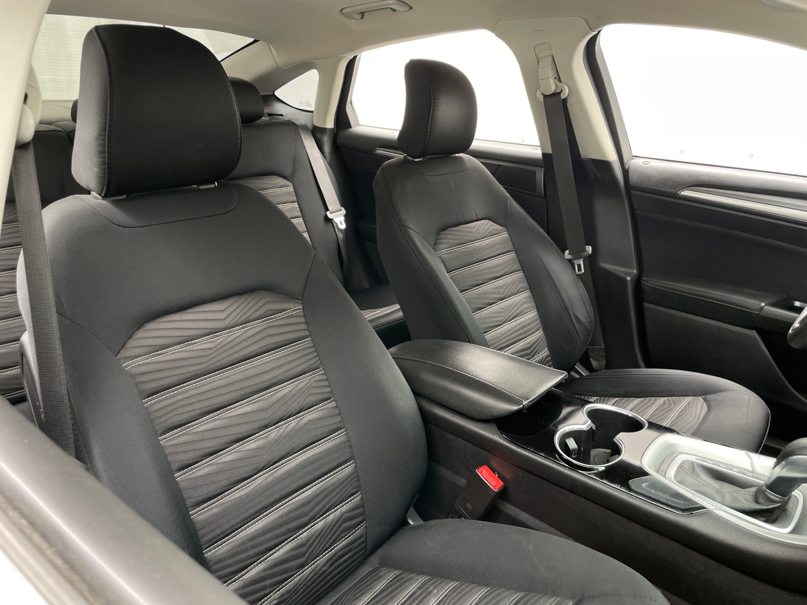 Thumbnail: 2016 Ford Fusion - 2