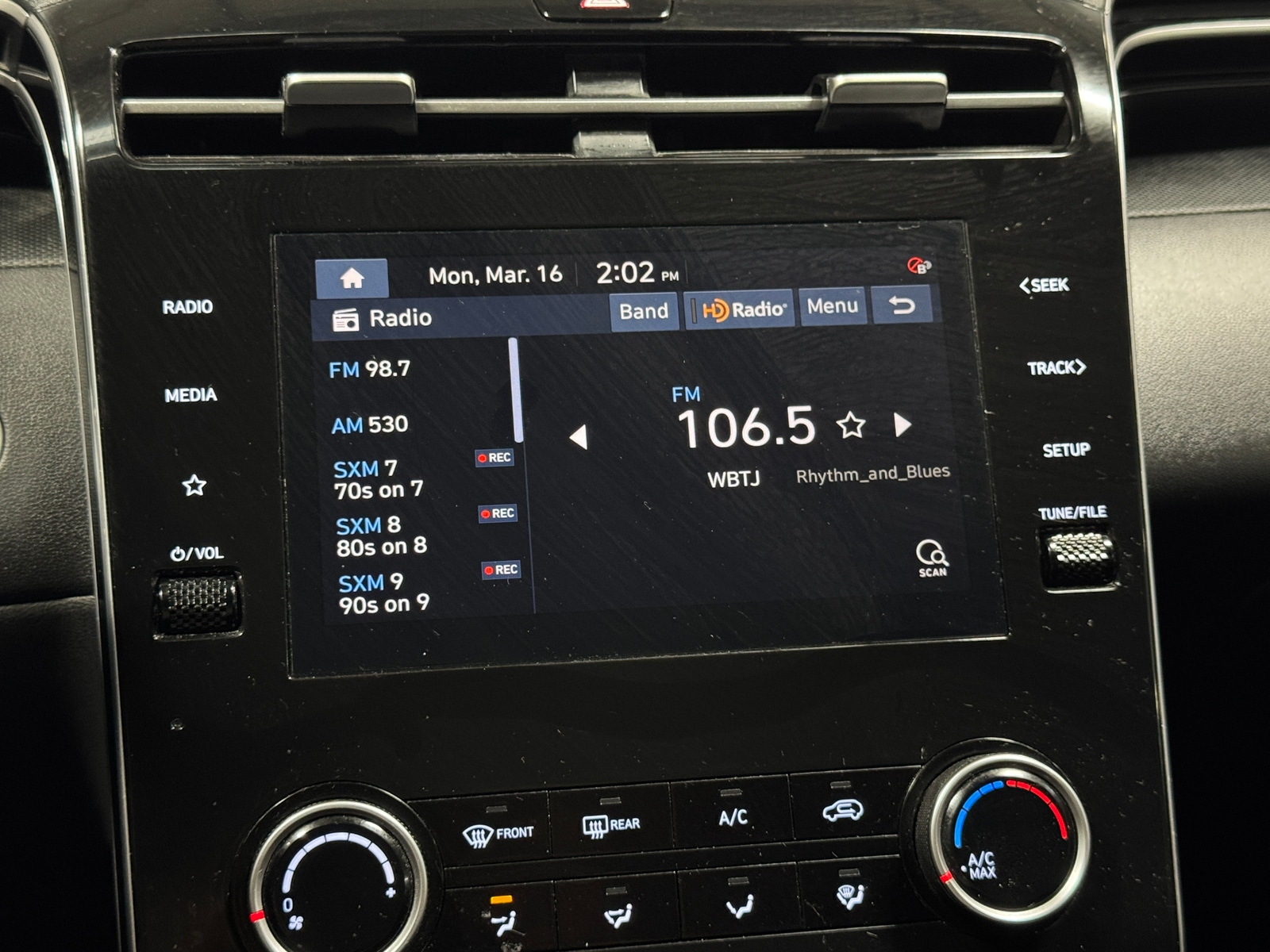 Thumbnail: 2023 Hyundai Tucson - 4