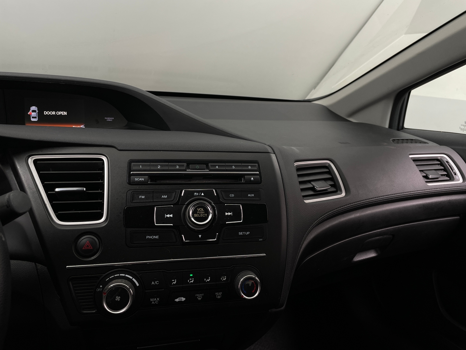 Thumbnail: 2015 Honda Civic - 4