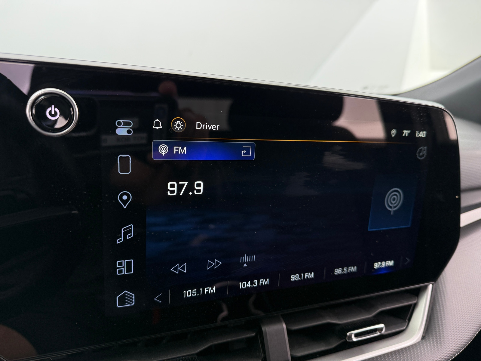 Thumbnail: 2025 Chevrolet Equinox - 4