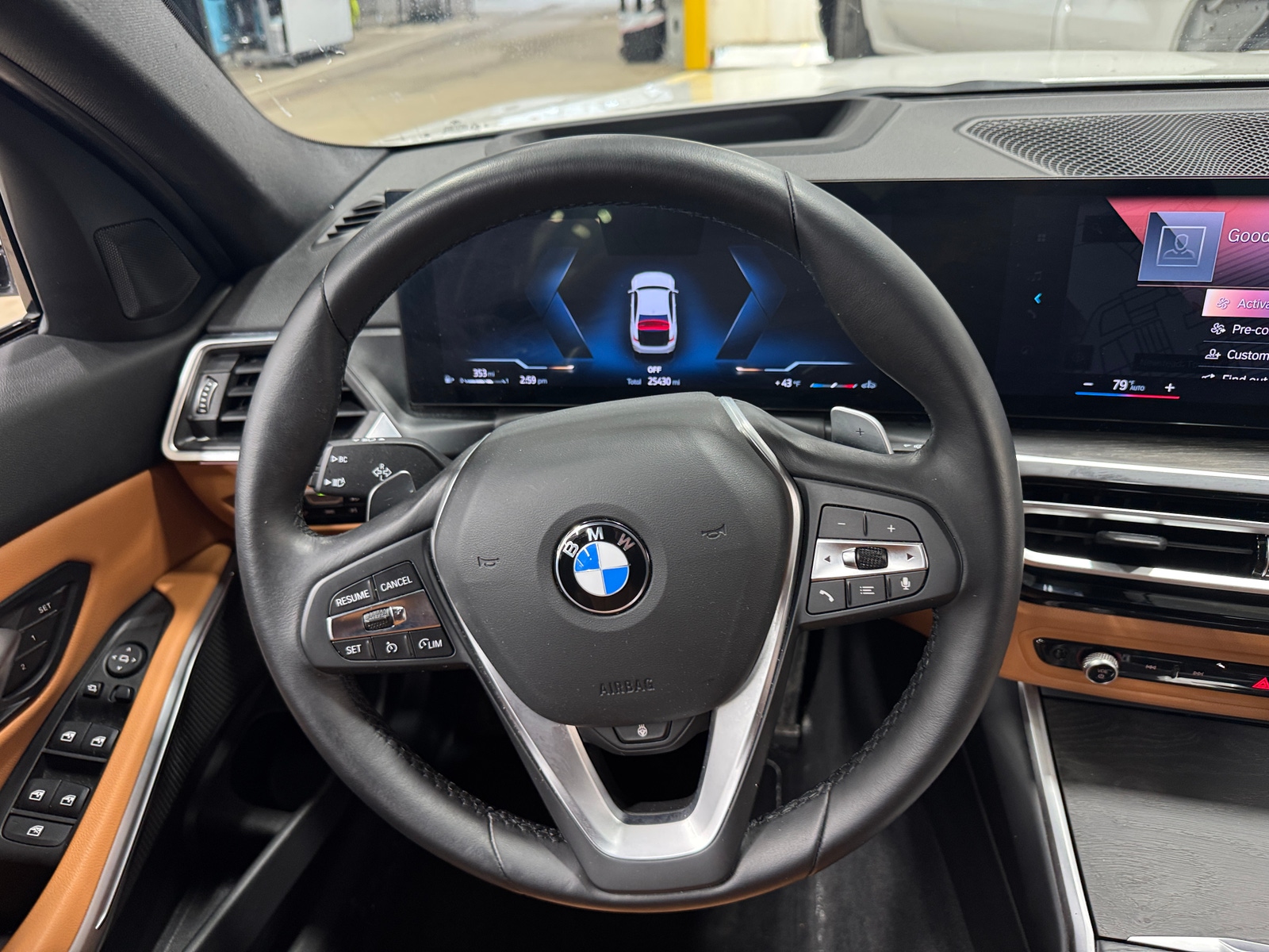 Thumbnail: 2023 BMW 3 Series - 4