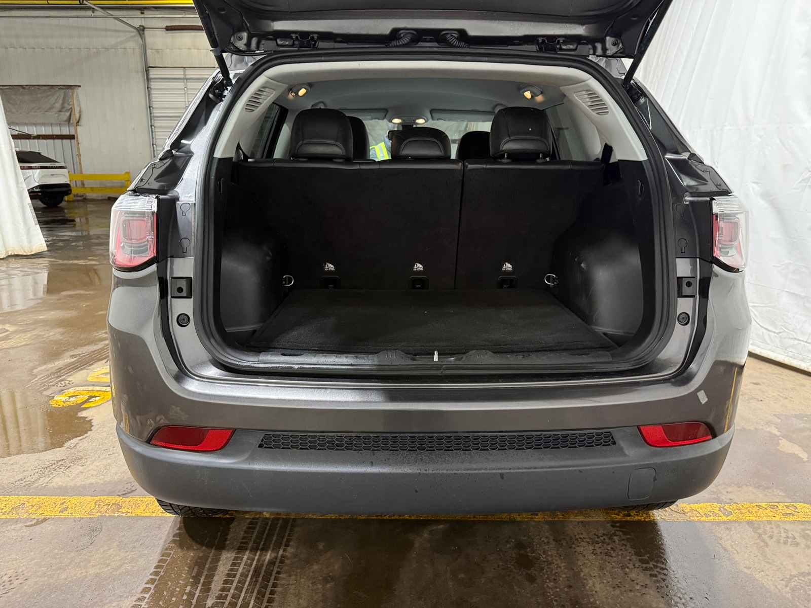 Thumbnail: 2018 Jeep Compass - 7