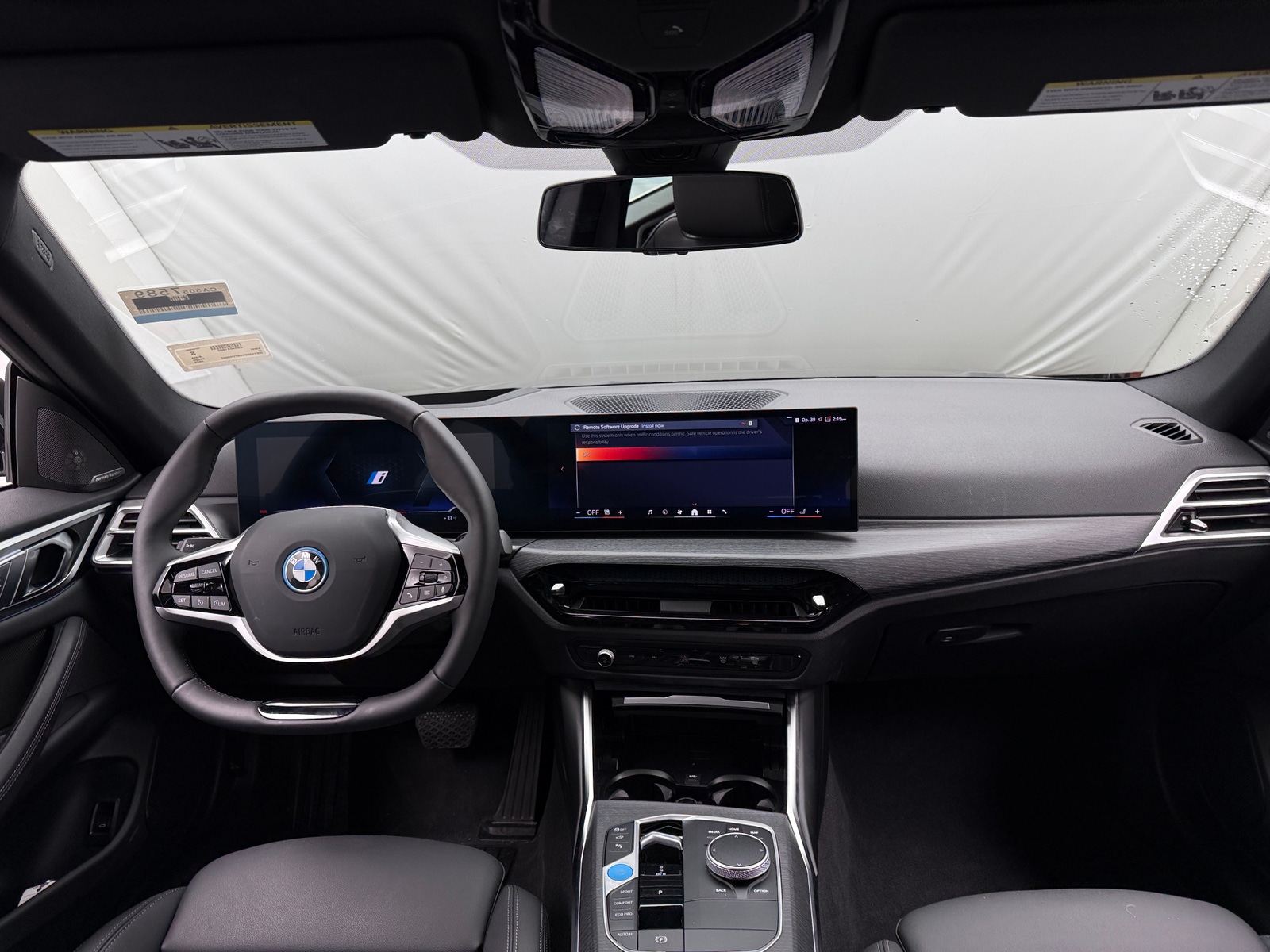 Thumbnail: 2025 BMW i4 - 2