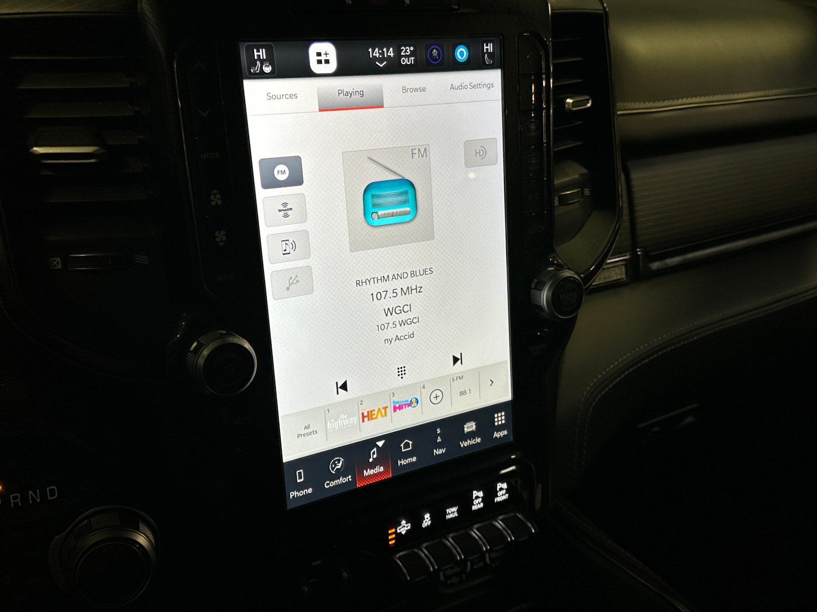 Thumbnail: 2022 RAM 1500 - 3