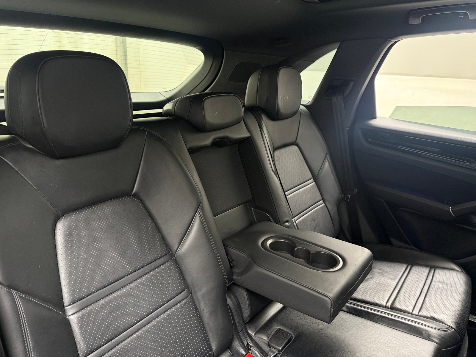 Thumbnail: 2019 Porsche Cayenne - 5