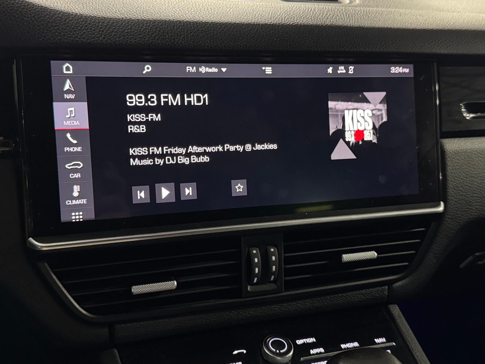 Thumbnail: 2019 Porsche Cayenne - 3