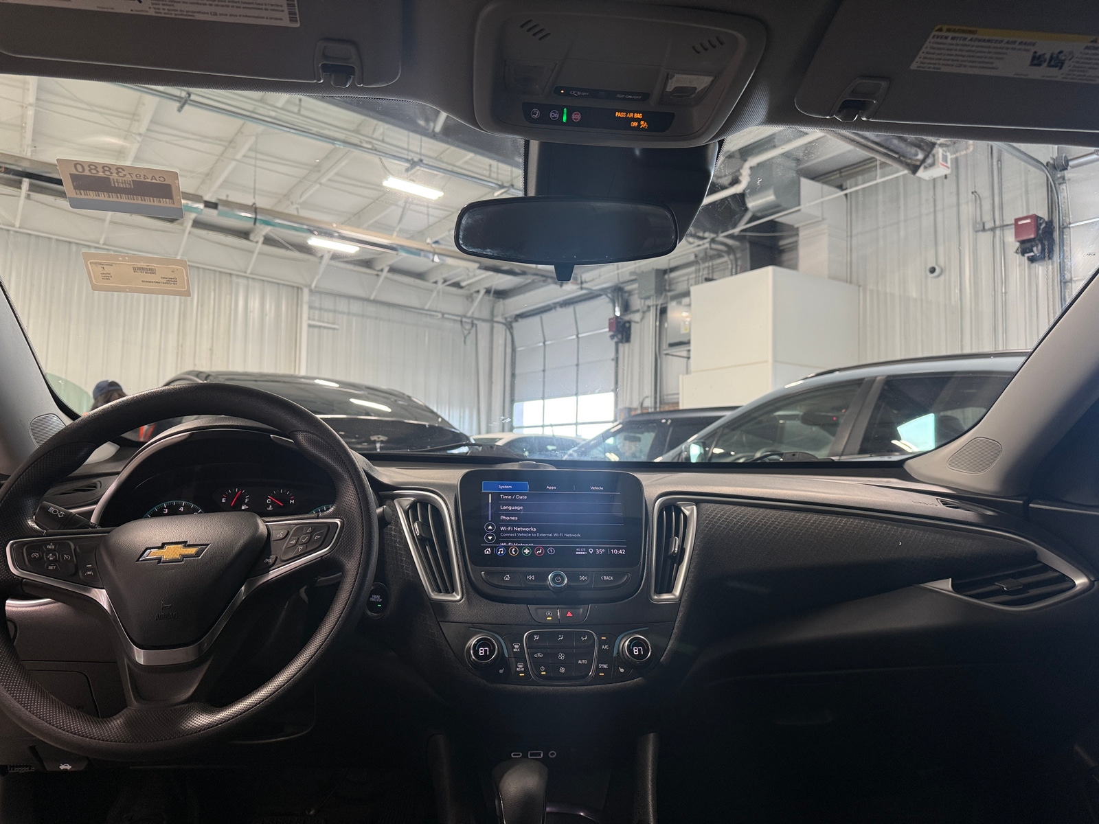 Thumbnail: 2024 Chevrolet Malibu - 3