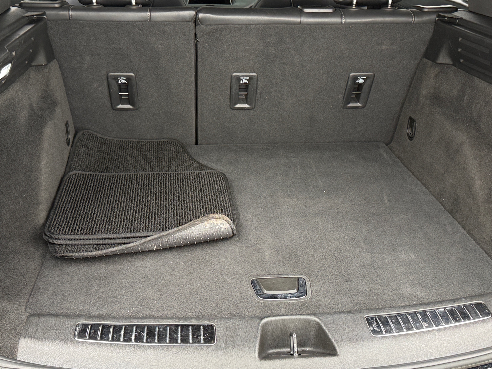 Thumbnail: 2023 Cadillac XT4 - 6