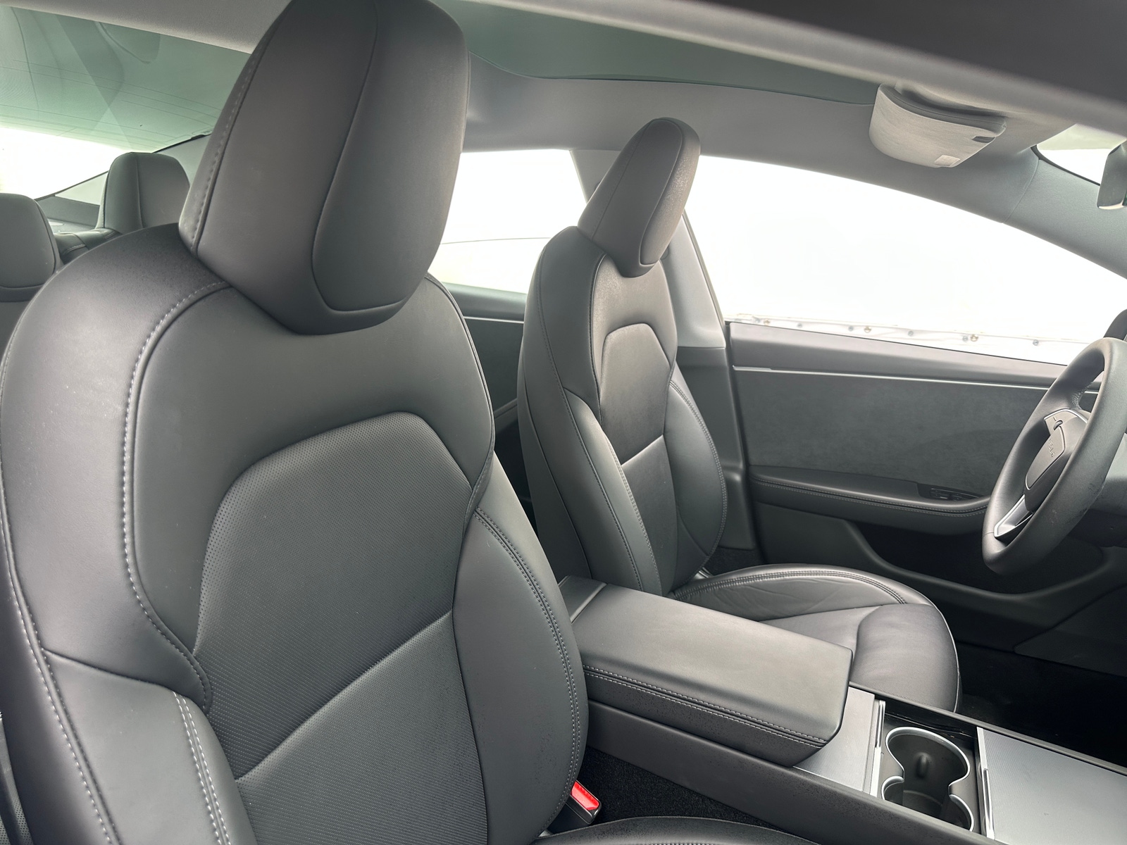 Thumbnail: 2025 Tesla Model 3 - 2