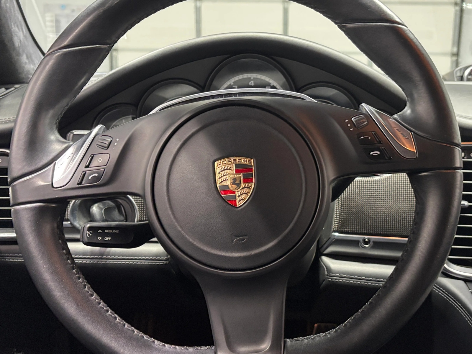 Thumbnail: 2013 Porsche Panamera - 4
