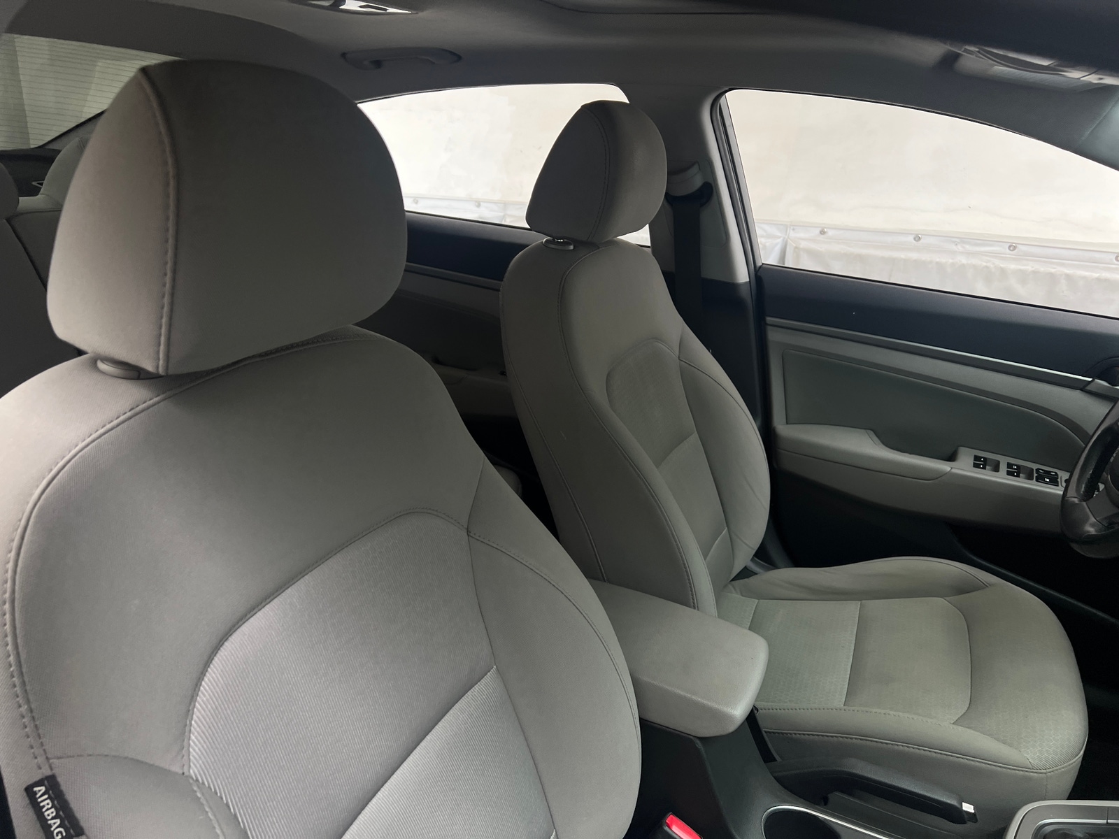 Thumbnail: 2018 Hyundai Elantra - 2