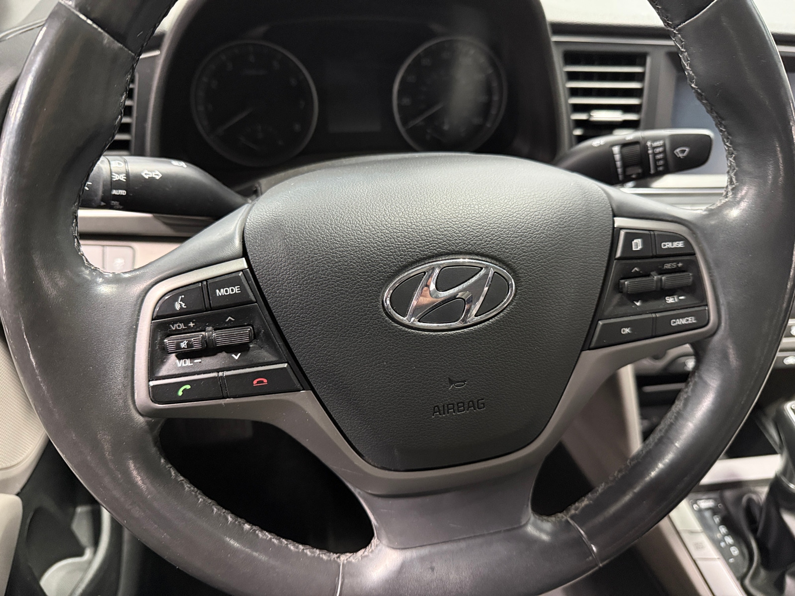 Thumbnail: 2018 Hyundai Elantra - 5