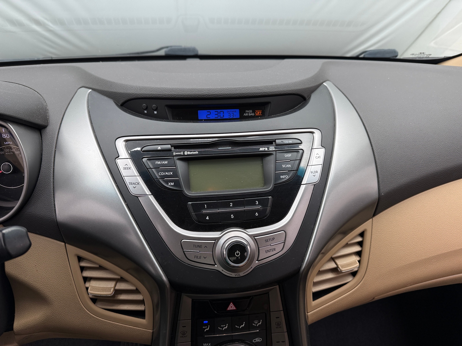 Thumbnail: 2013 Hyundai Elantra - 4