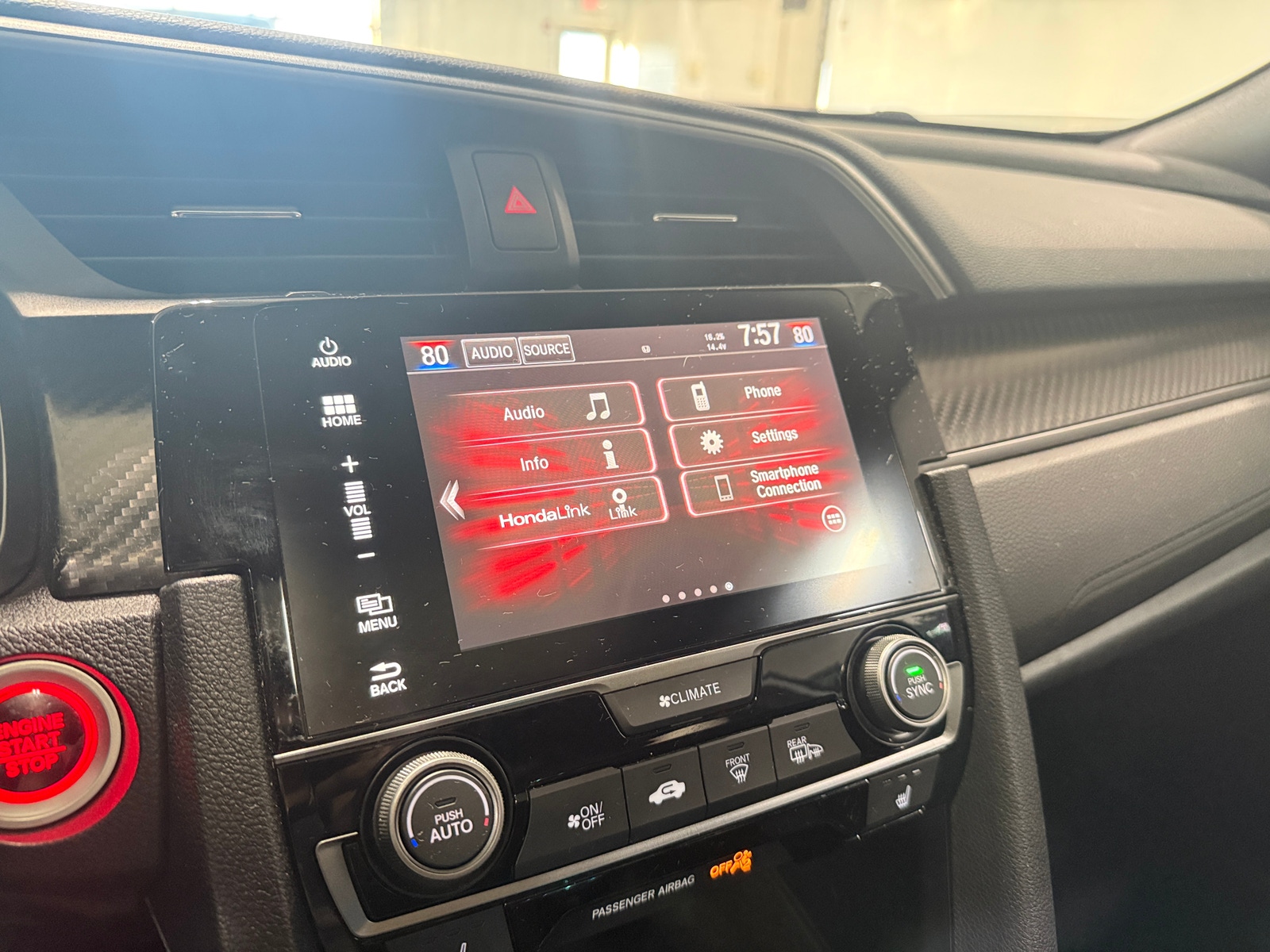 Thumbnail: 2018 Honda Civic - 3