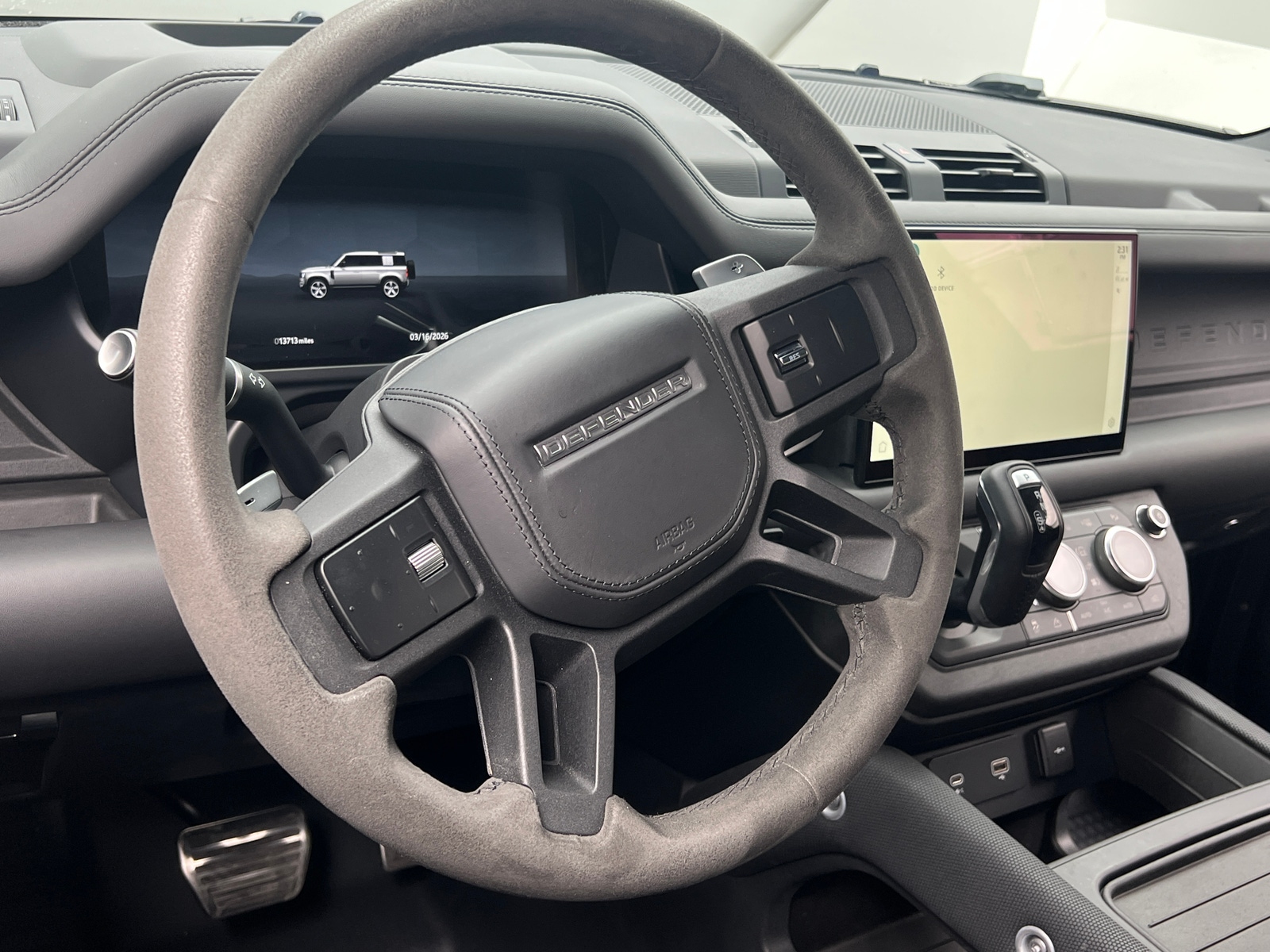 Thumbnail: 2023 Land Rover Defender - 4