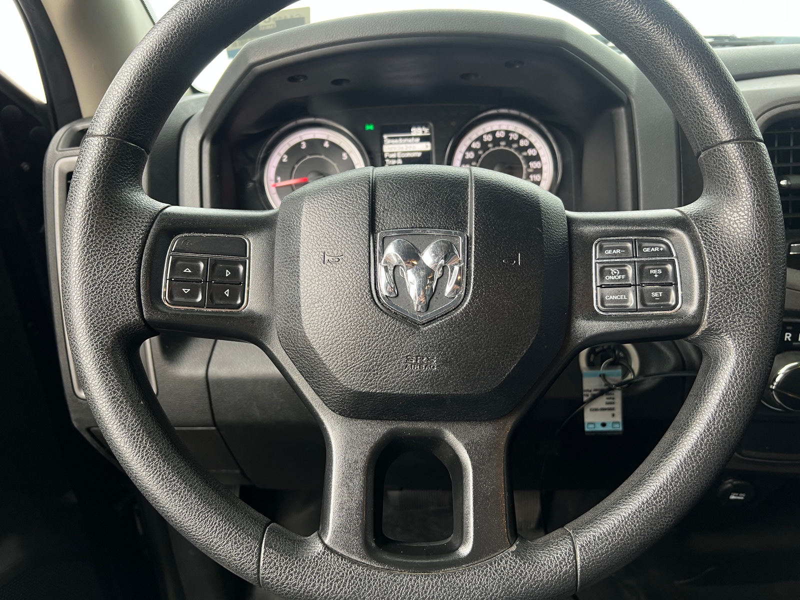 Thumbnail: 2020 RAM 1500 Classic - 4