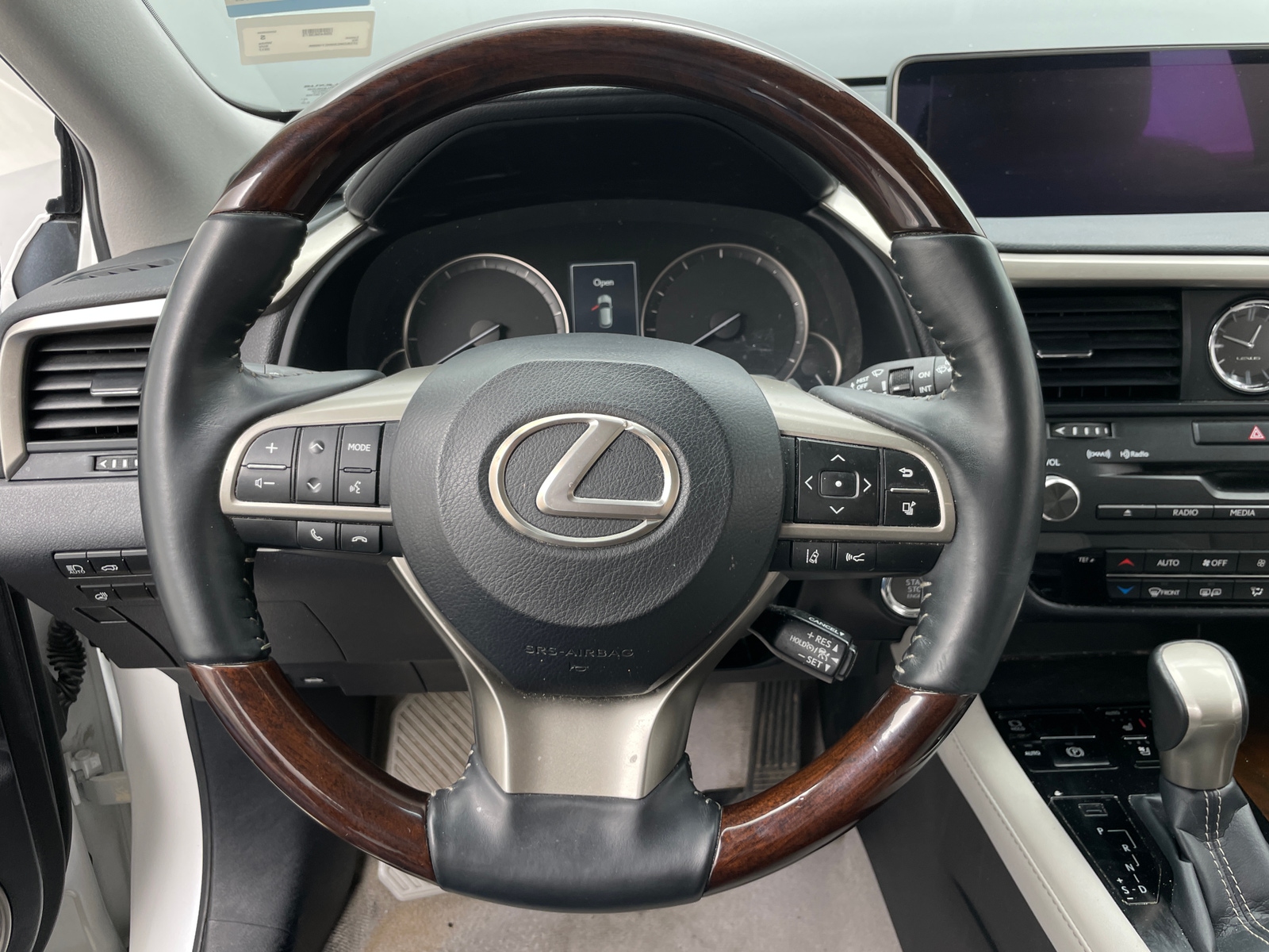 Thumbnail: 2017 Lexus RX - 4