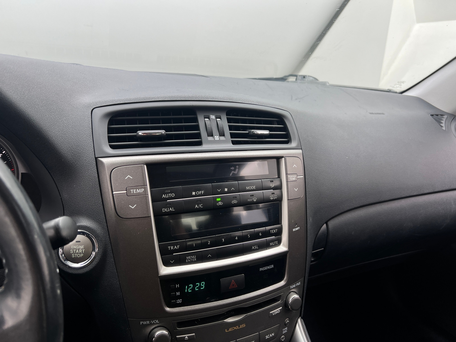 Thumbnail: 2010 Lexus IS - 3