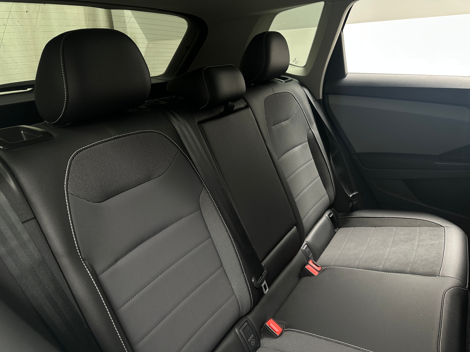 Thumbnail: 2023 Volkswagen Taos - 5