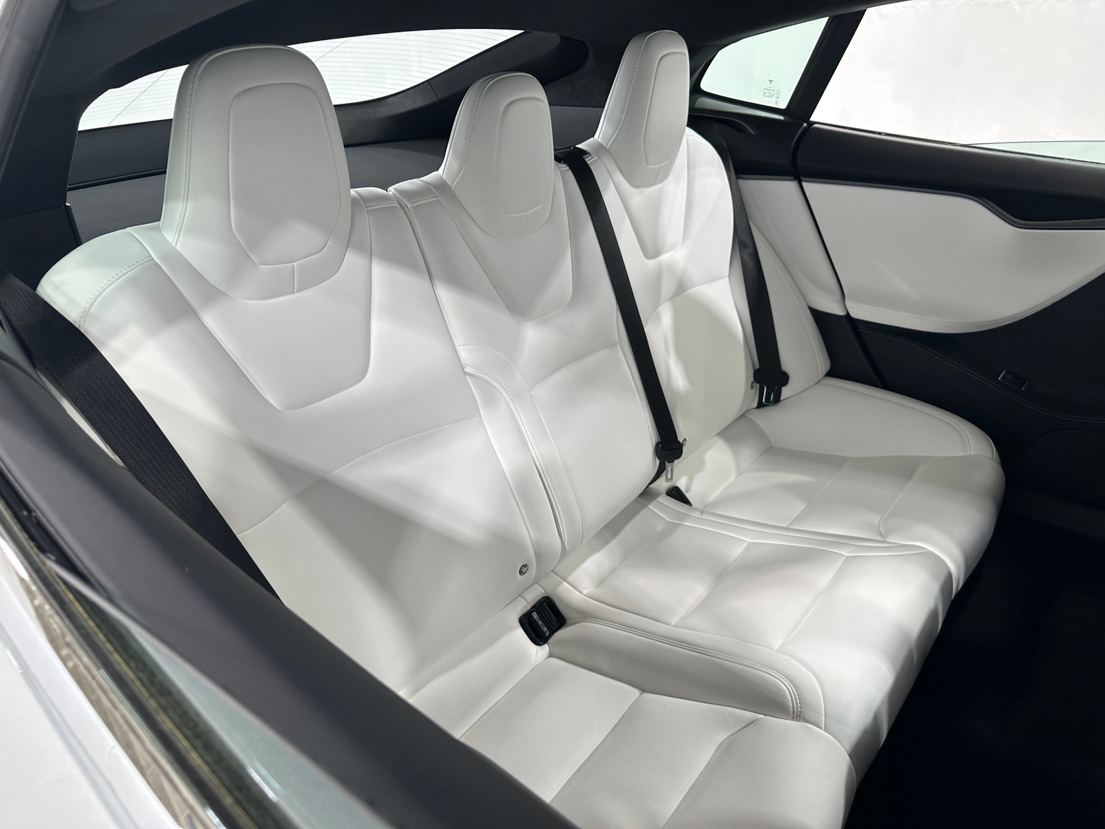 Thumbnail: 2018 Tesla Model S - 5