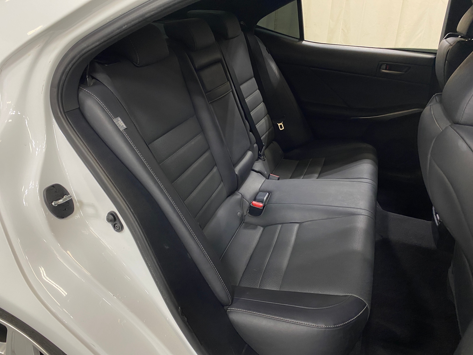 Thumbnail: 2019 Lexus IS - 5