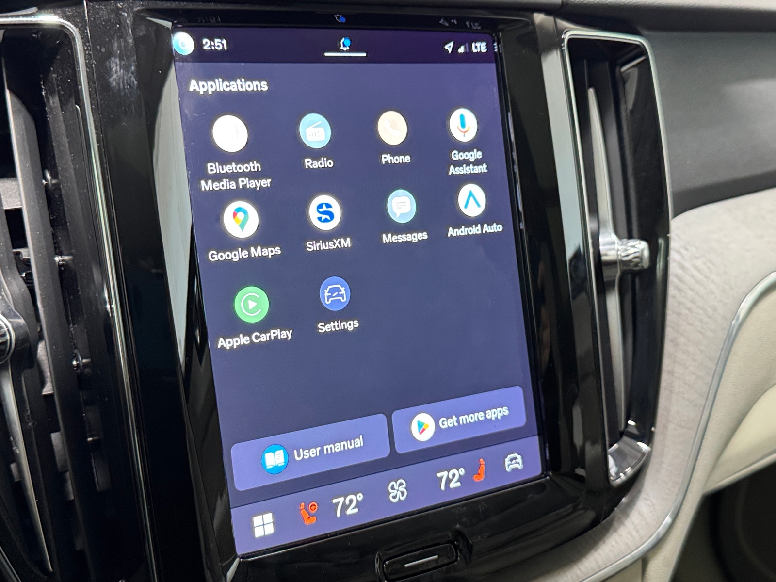 Thumbnail: 2023 Volvo XC60 - 3