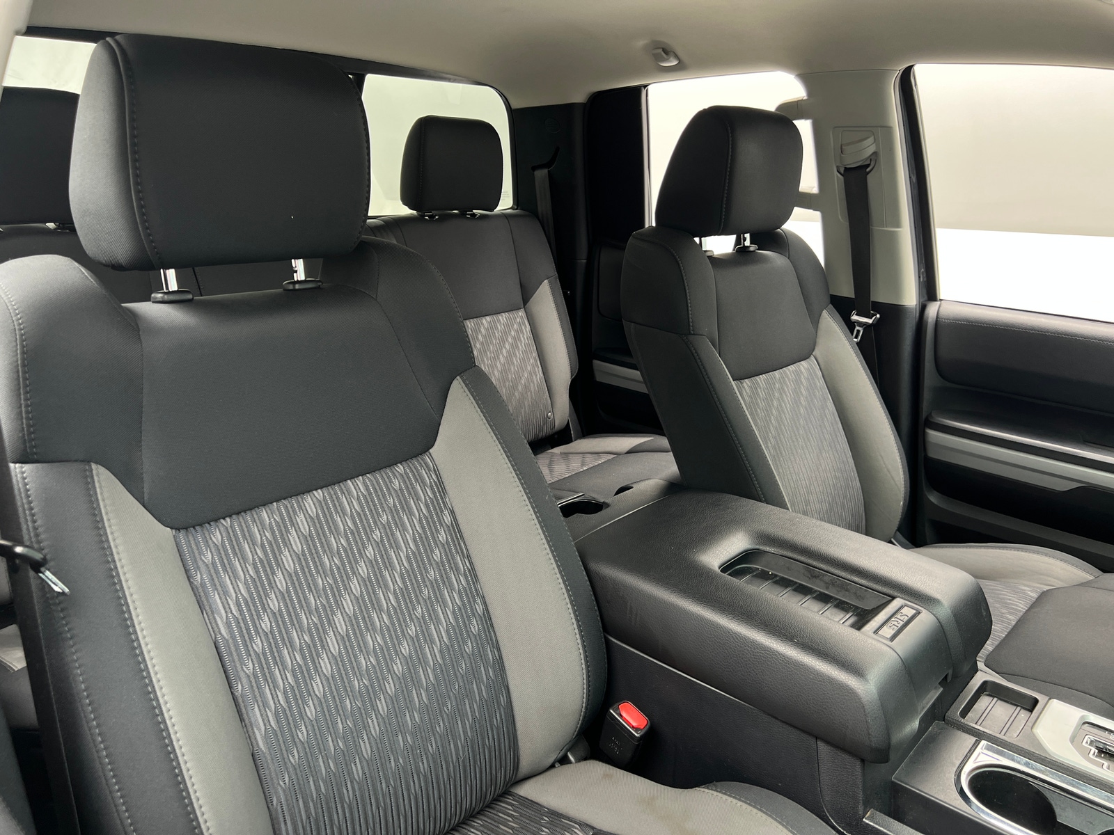 Thumbnail: 2020 Toyota Tundra - 2