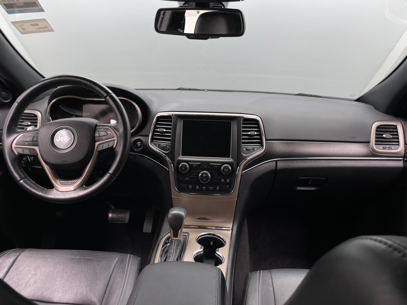 Thumbnail: 2016 Jeep Grand Cherokee - 2