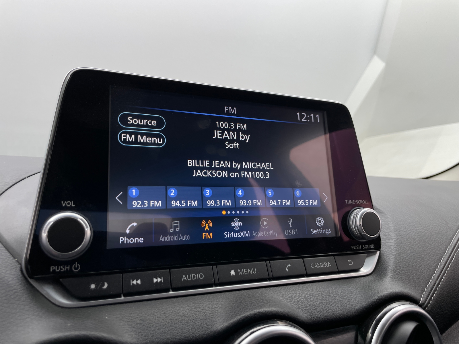 Thumbnail: 2022 Nissan Sentra - 4