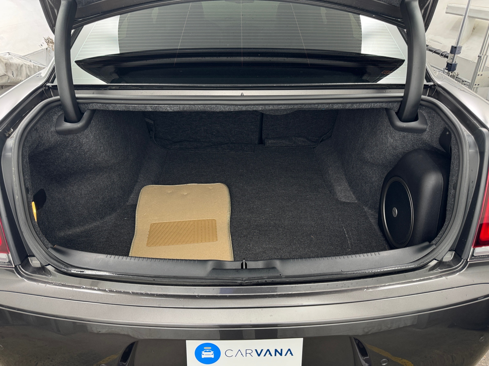 Thumbnail: 2023 Chrysler 300 - 6