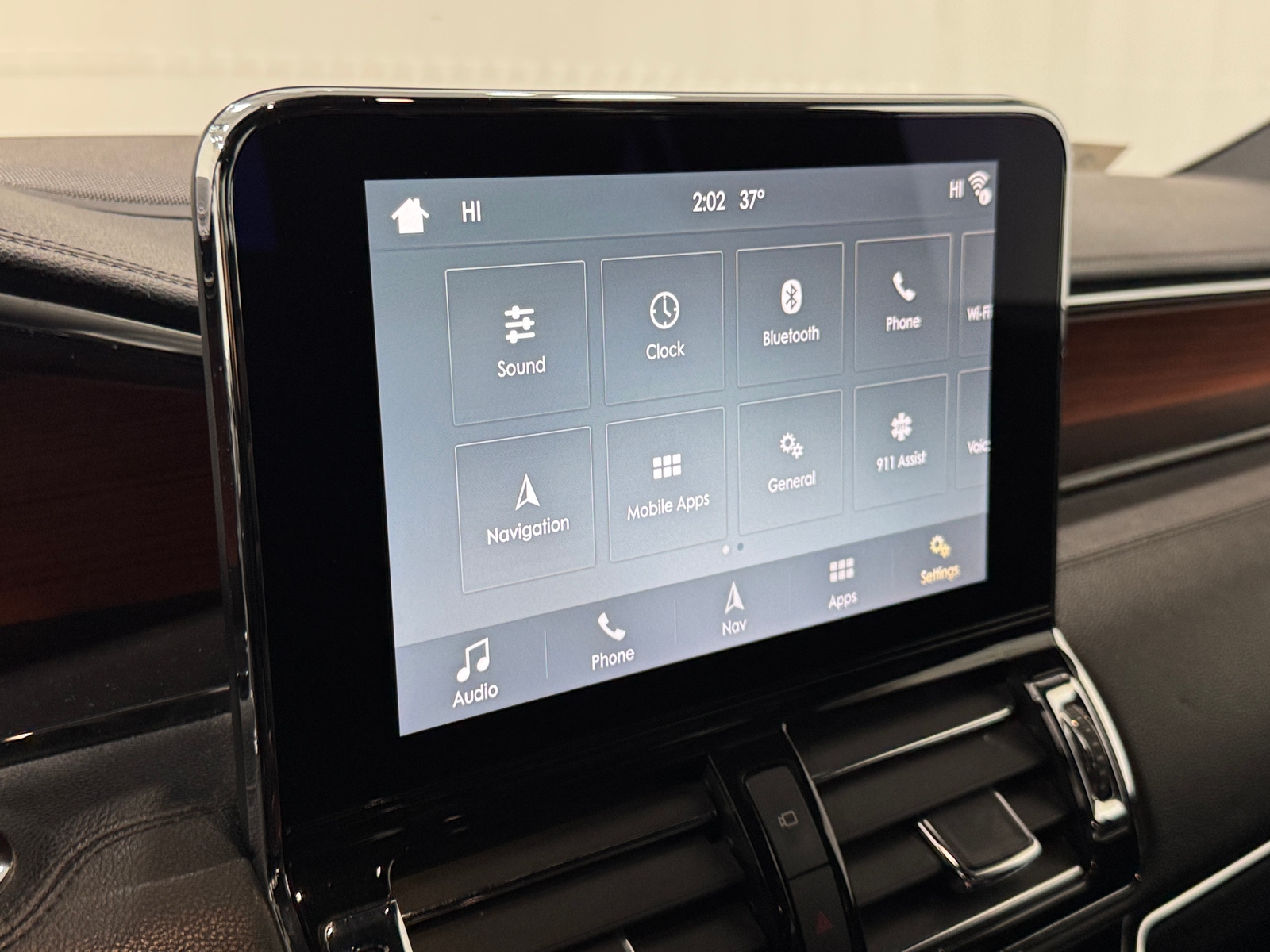 Thumbnail: 2018 Lincoln Navigator - 3