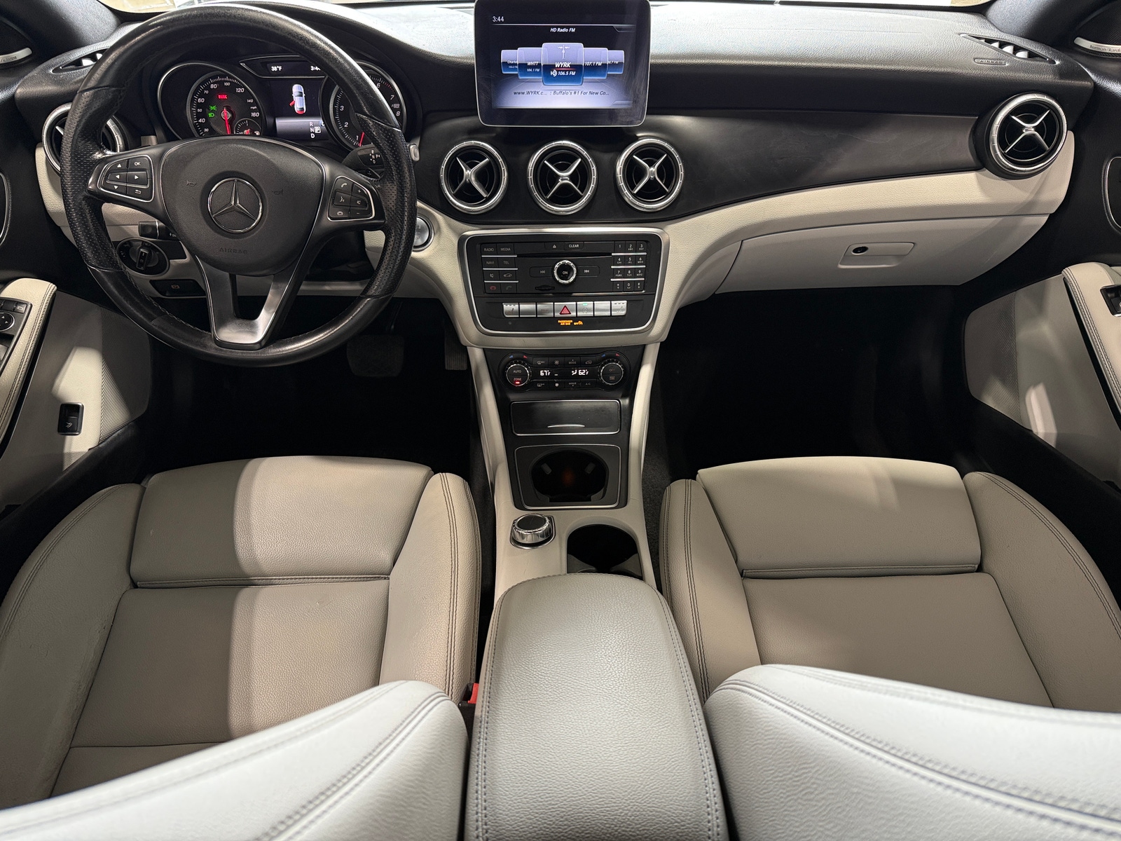 Thumbnail: 2019 Mercedes-Benz CLA - 2