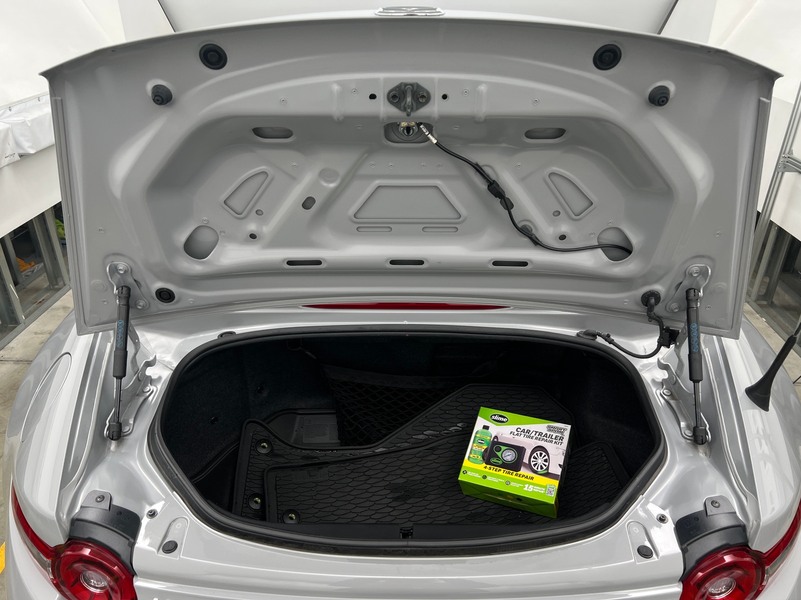 Thumbnail: 2024 Mazda MX-5 Miata - 5