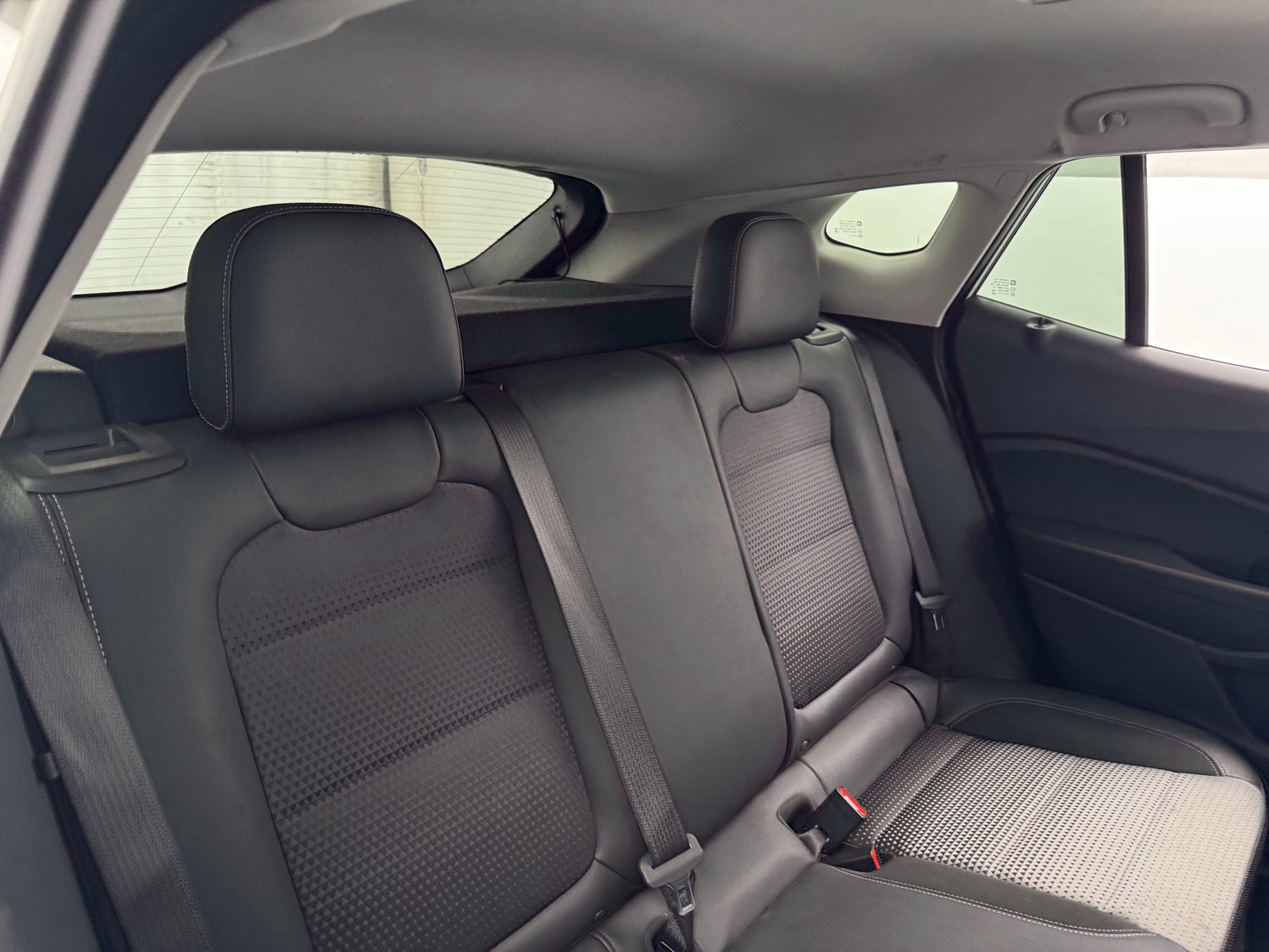 Thumbnail: 2025 Chevrolet Trax - 6