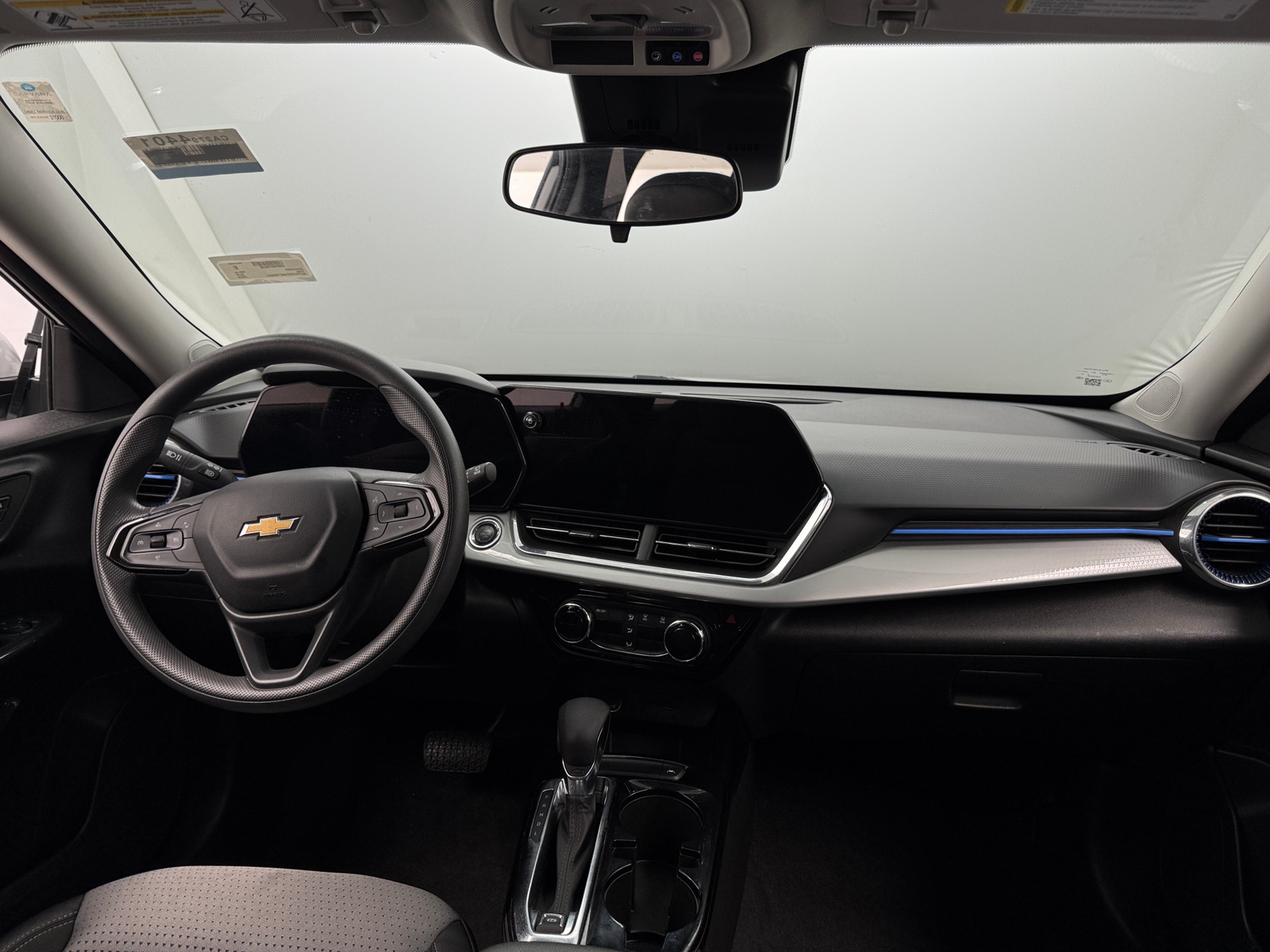 Thumbnail: 2025 Chevrolet Trax - 3