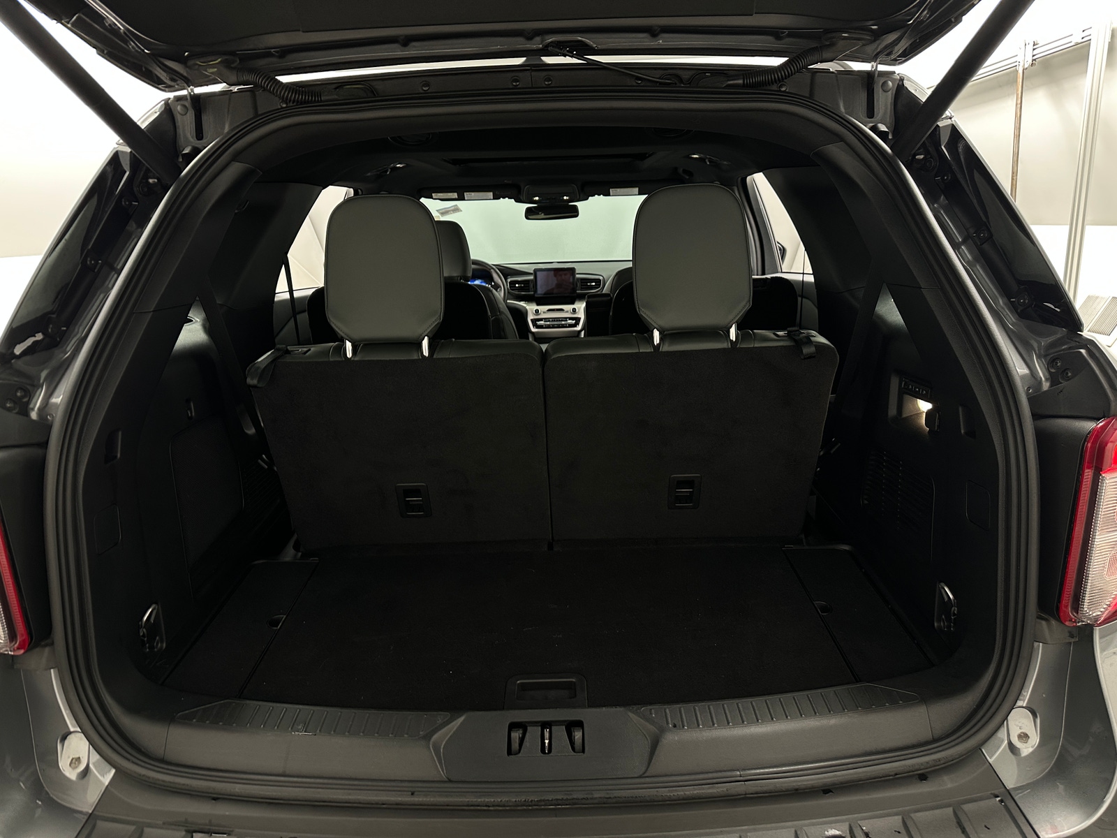 Thumbnail: 2024 Ford Explorer - 6