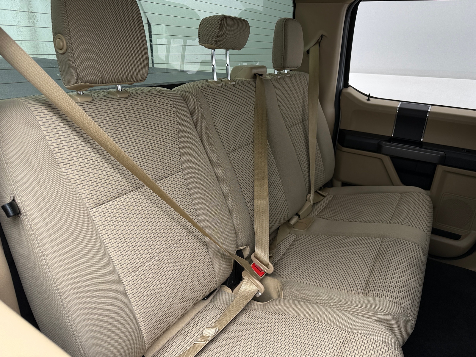 Thumbnail: 2019 Ford Econoline - 6