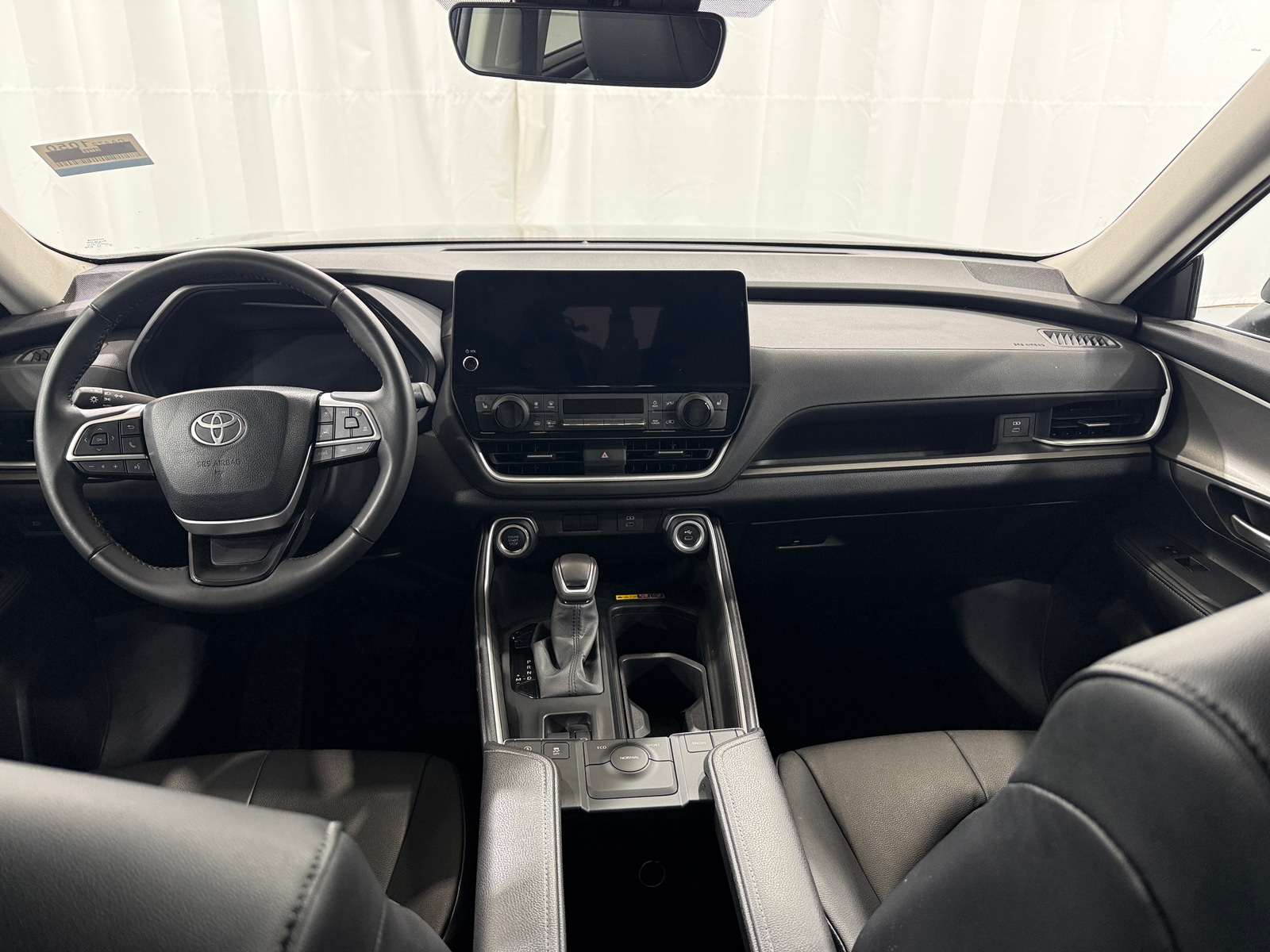 Thumbnail: 2025 Toyota Grand Highlander - 2