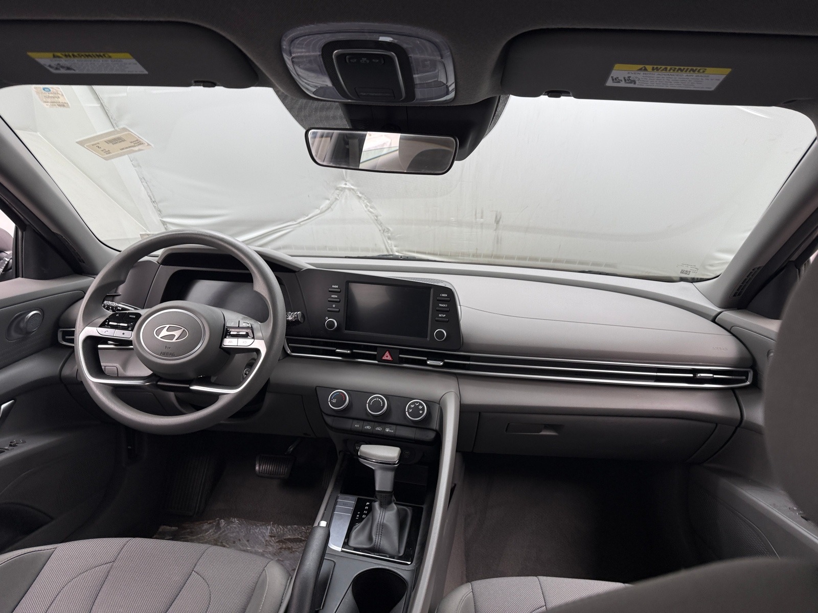 Thumbnail: 2024 Hyundai Elantra - 3