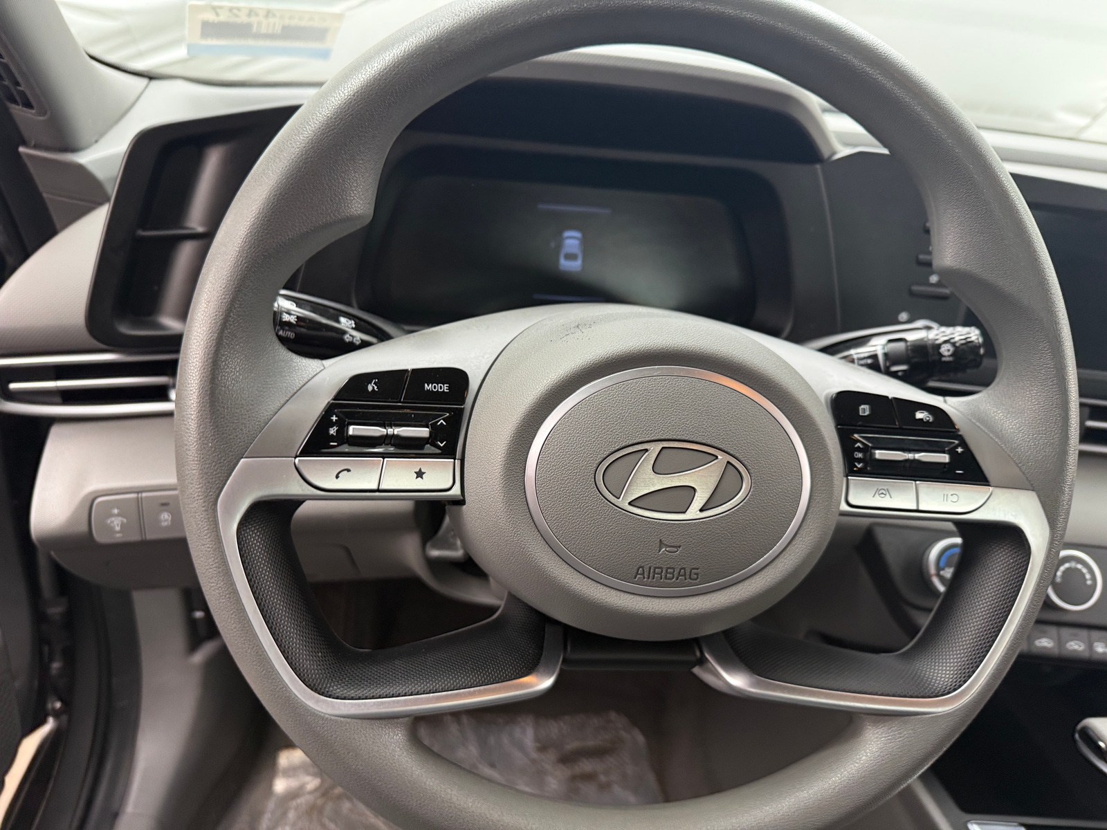 Thumbnail: 2024 Hyundai Elantra - 5