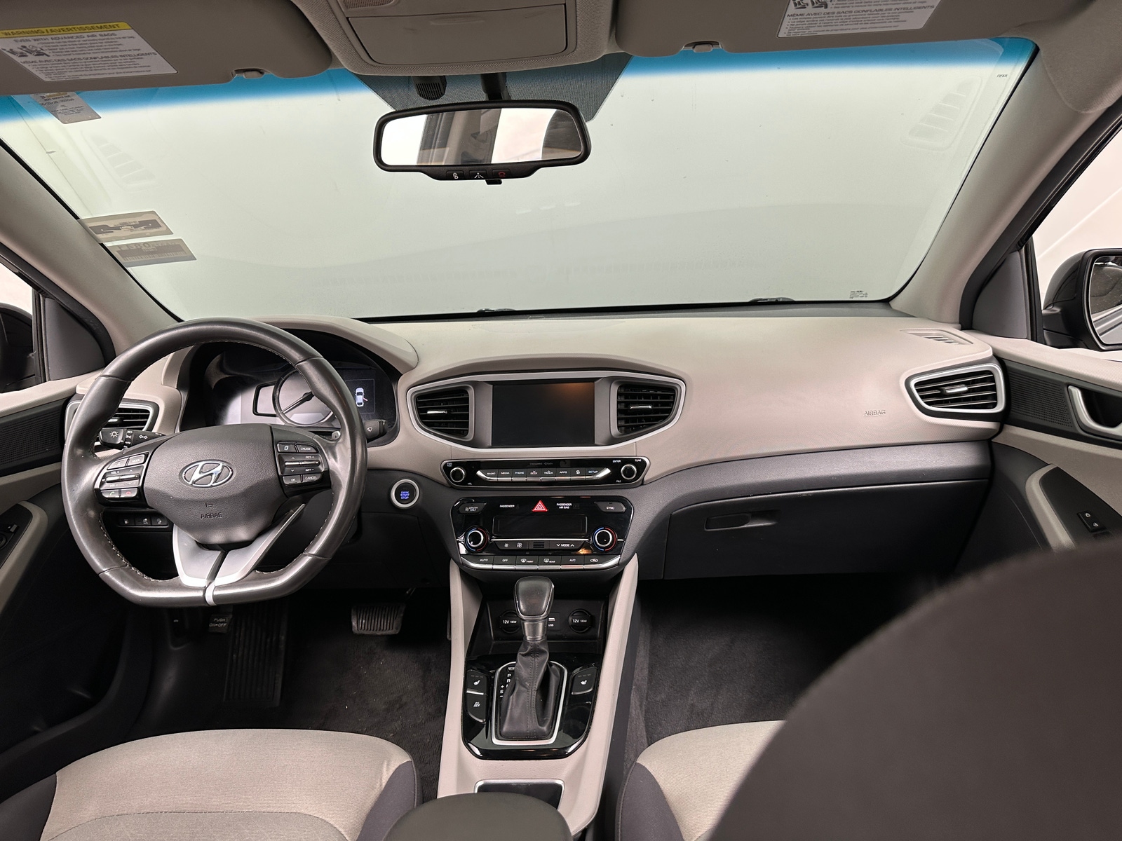 Thumbnail: 2019 Hyundai Ioniq - 3