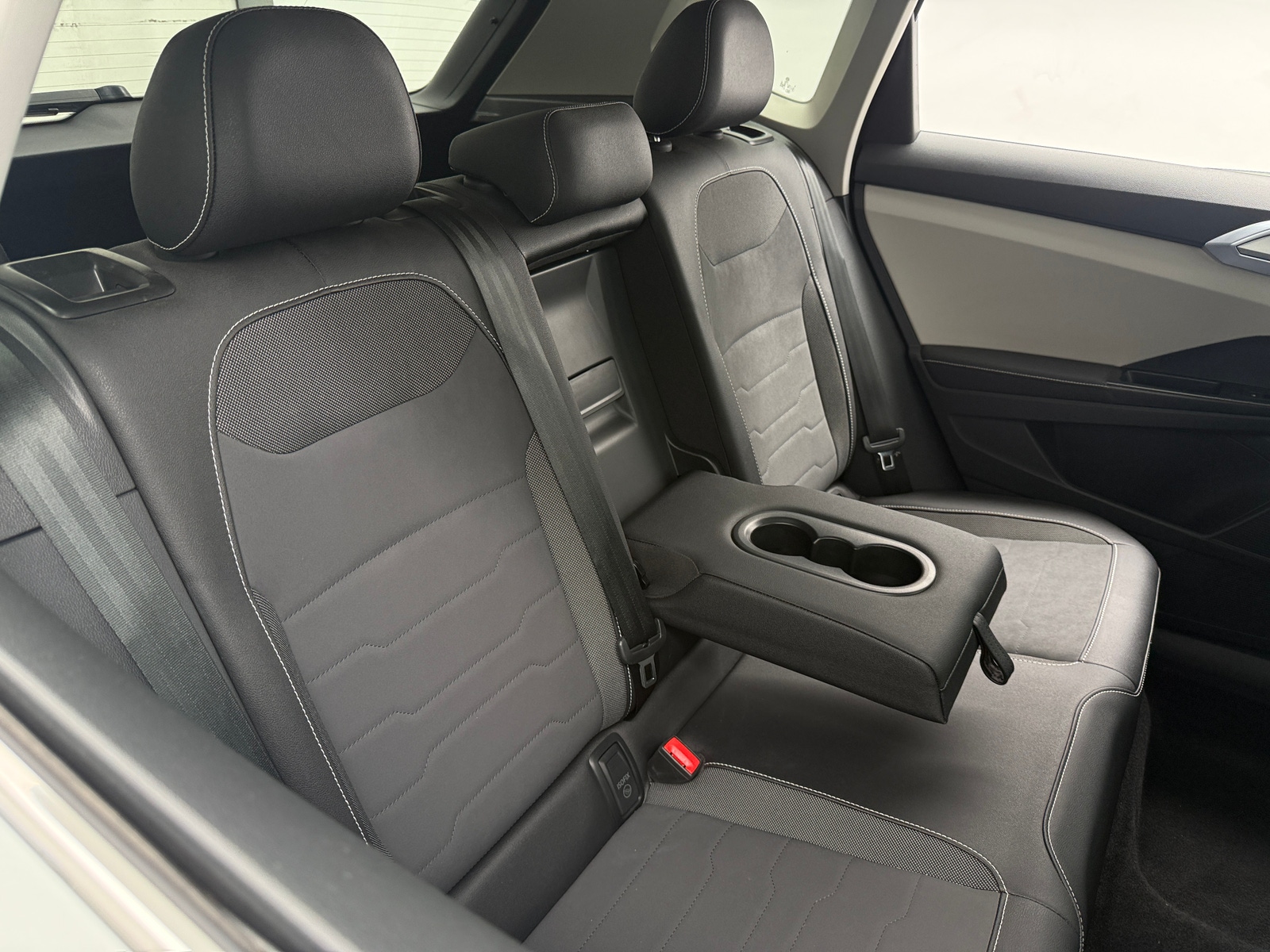 Thumbnail: 2025 Volkswagen Taos - 5