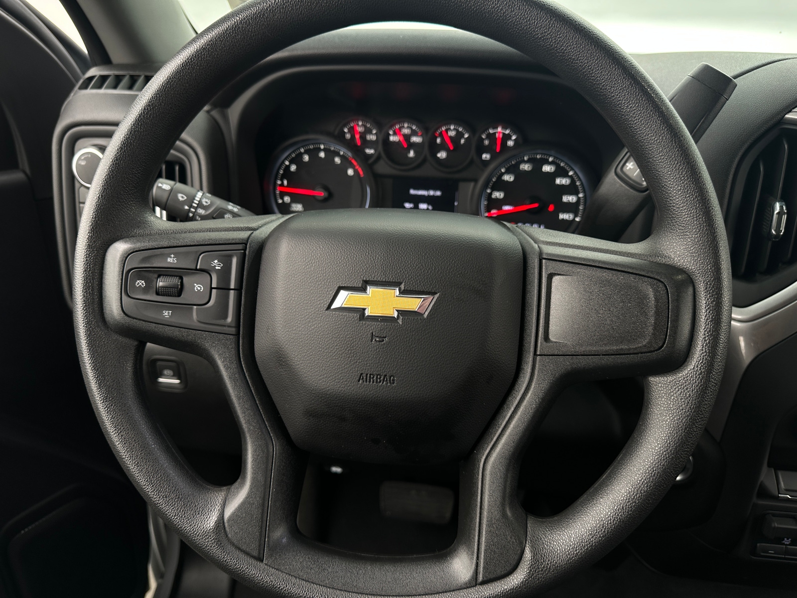 Thumbnail: 2024 Chevrolet Silverado 2500 - 5