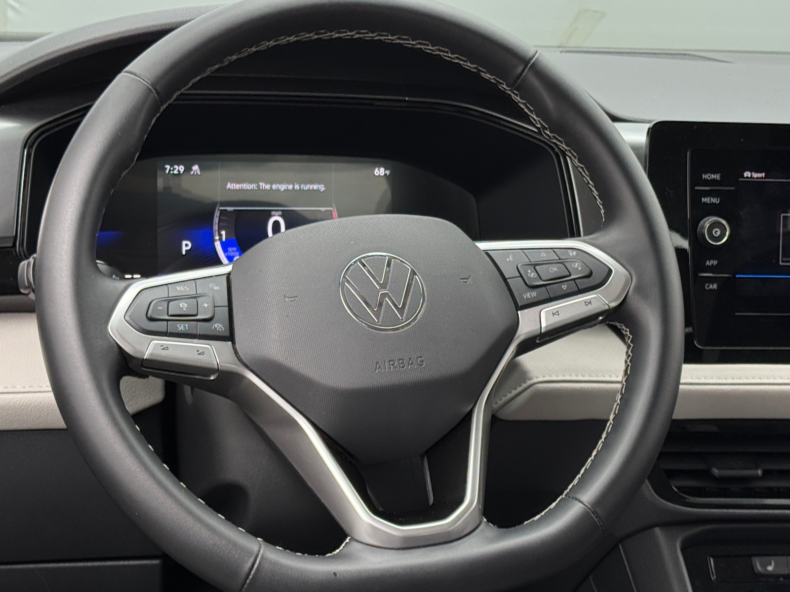 Thumbnail: 2025 Volkswagen Taos - 5