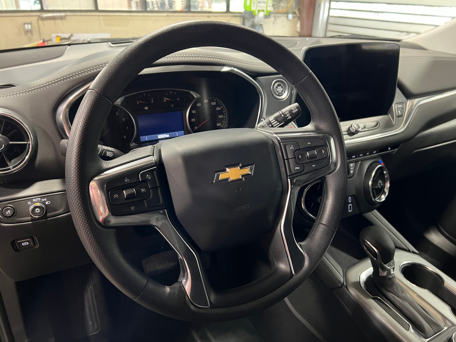 Thumbnail: 2025 Chevrolet Blazer - 5