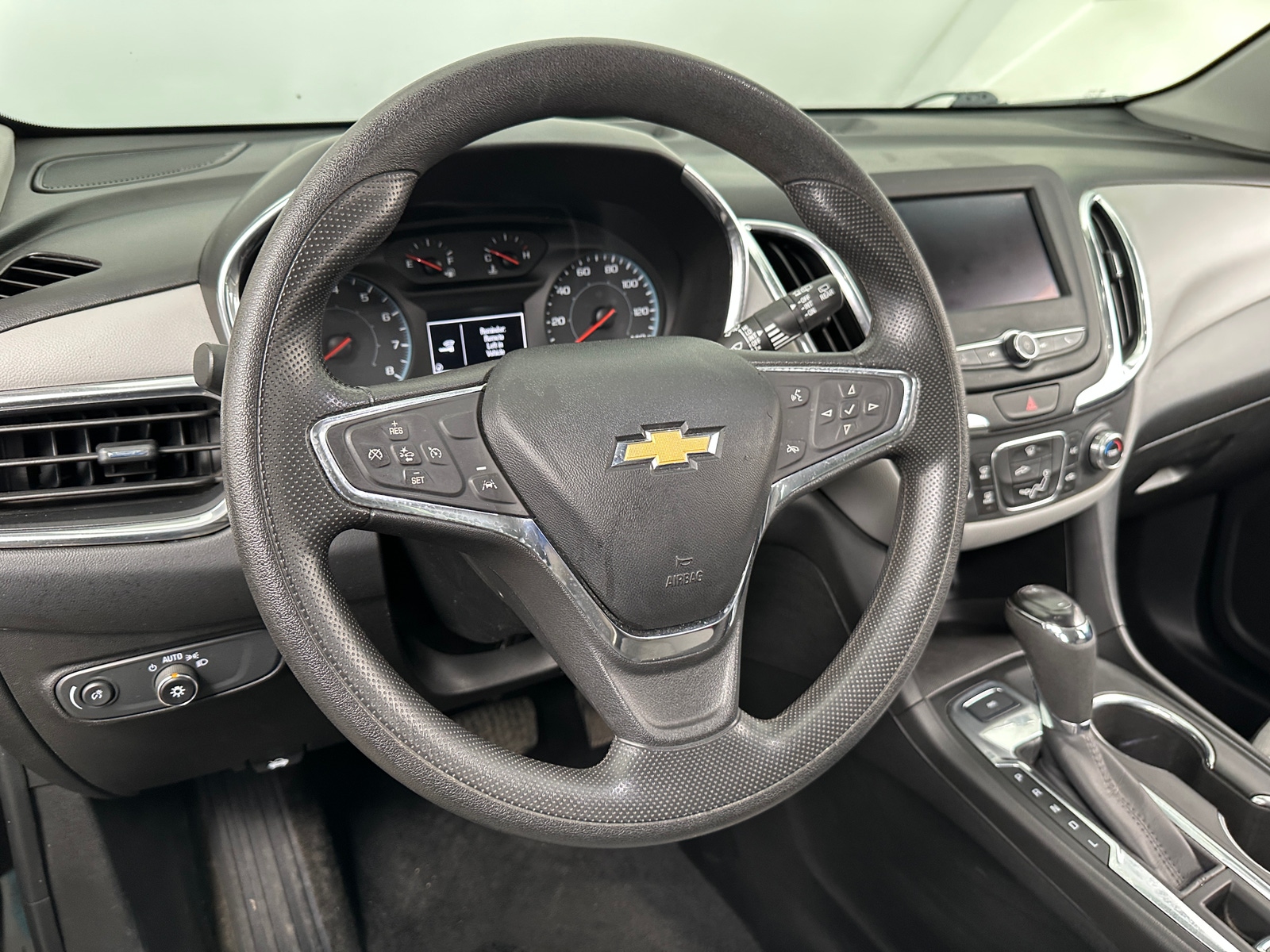 Thumbnail: 2020 Chevrolet Equinox - 5