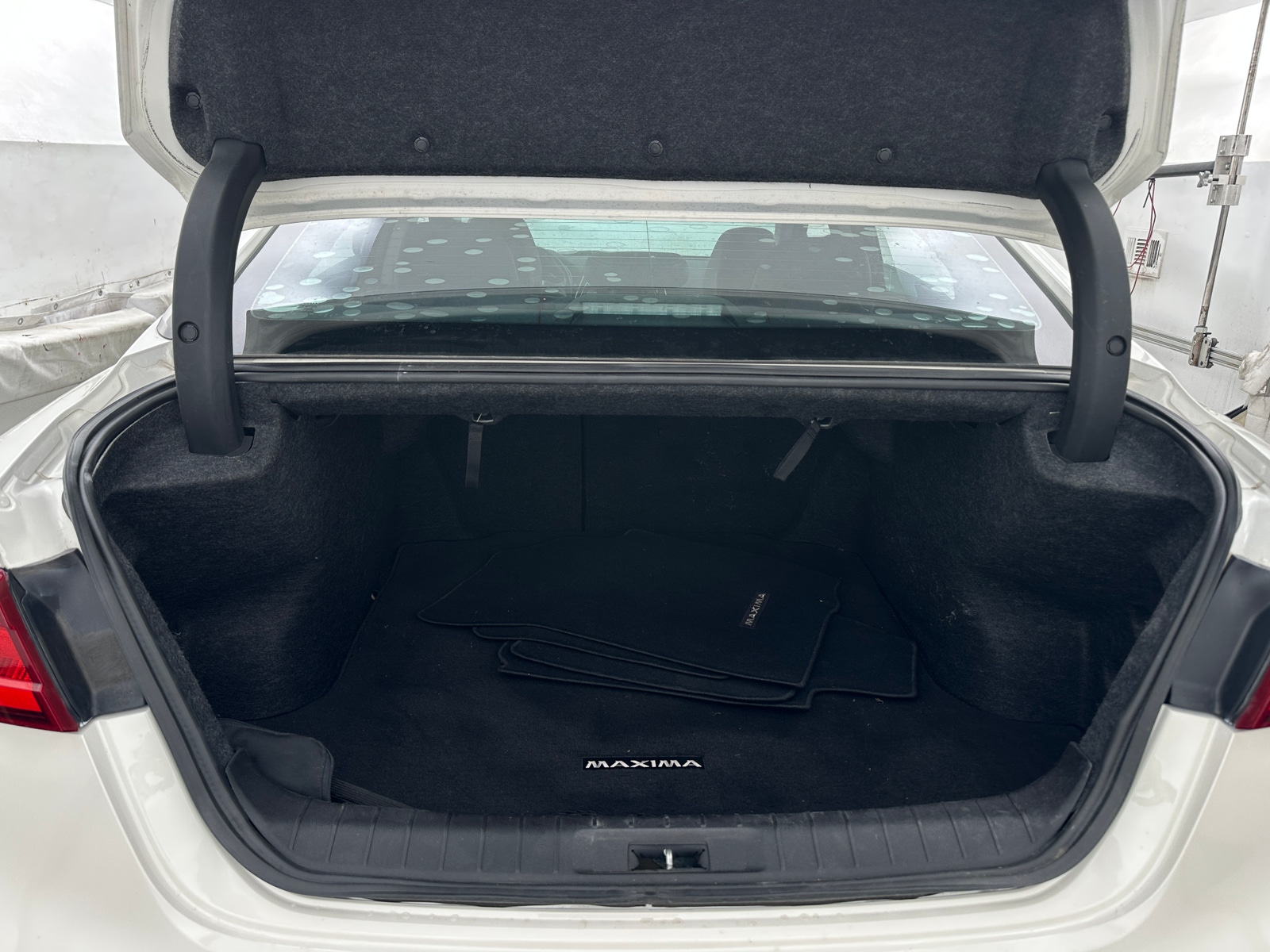 Thumbnail: 2016 Nissan Maxima - 6