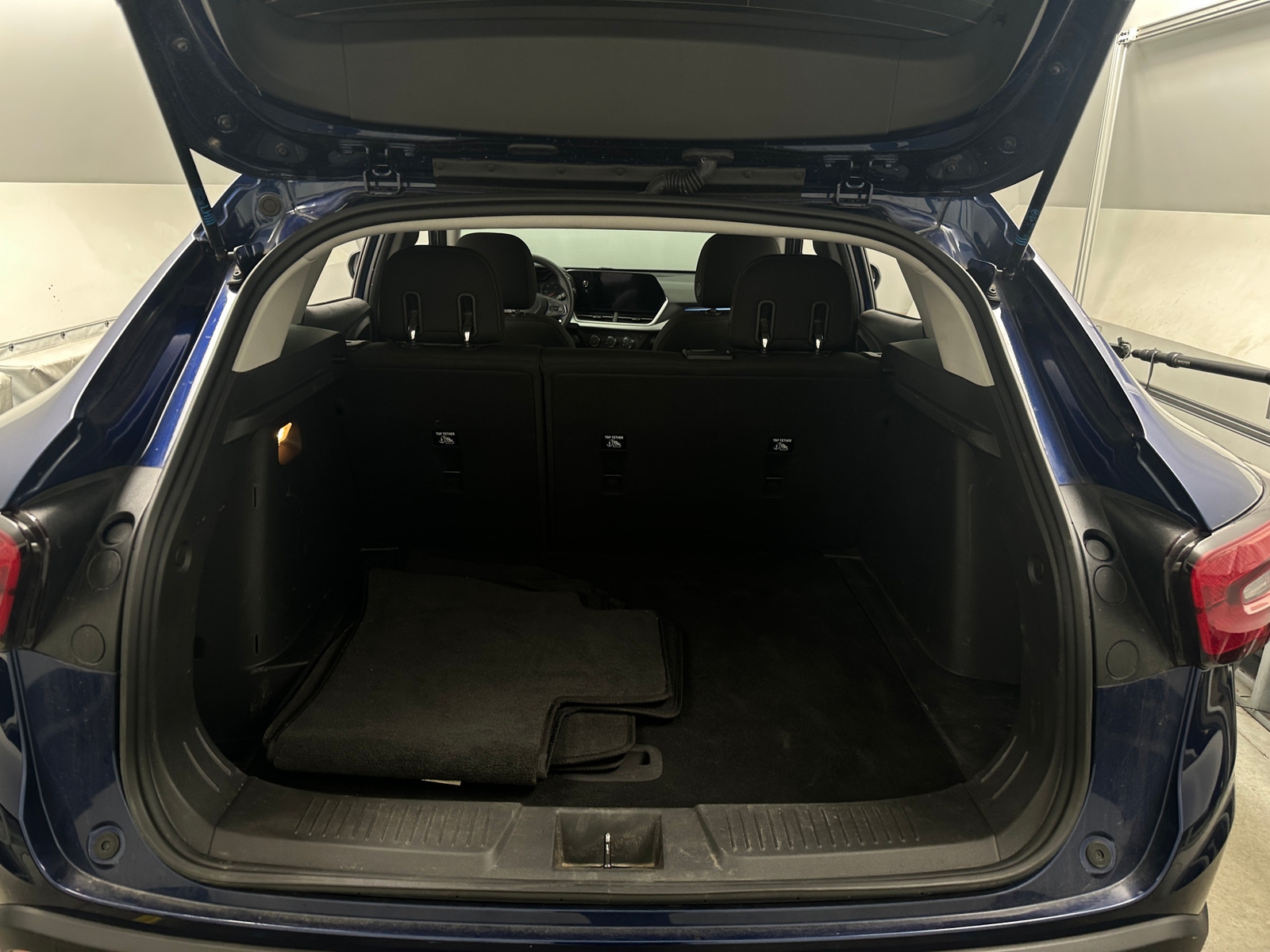 Thumbnail: 2024 Chevrolet Trax - 7